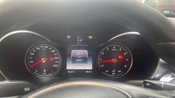 MERCEDES-BENZ C 180 1.6 CGI GASOLINA AVANTGARDE COUPÉ 9G-TRONIC